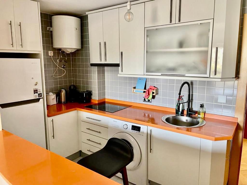 Apartamento Con Vista Al Mar A 3 Minutos De La Playa! Spacious Beach Apartment 3 Min To The Beach La Herradura  Exterior foto
